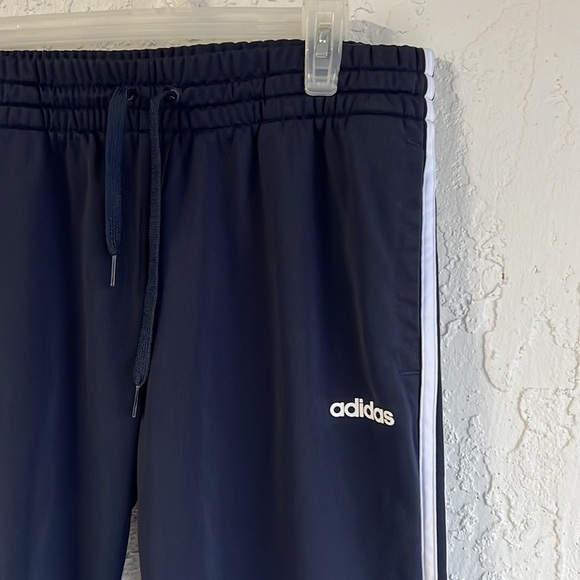 Adidas men’s athletic pants size L - Picture 2 of 2